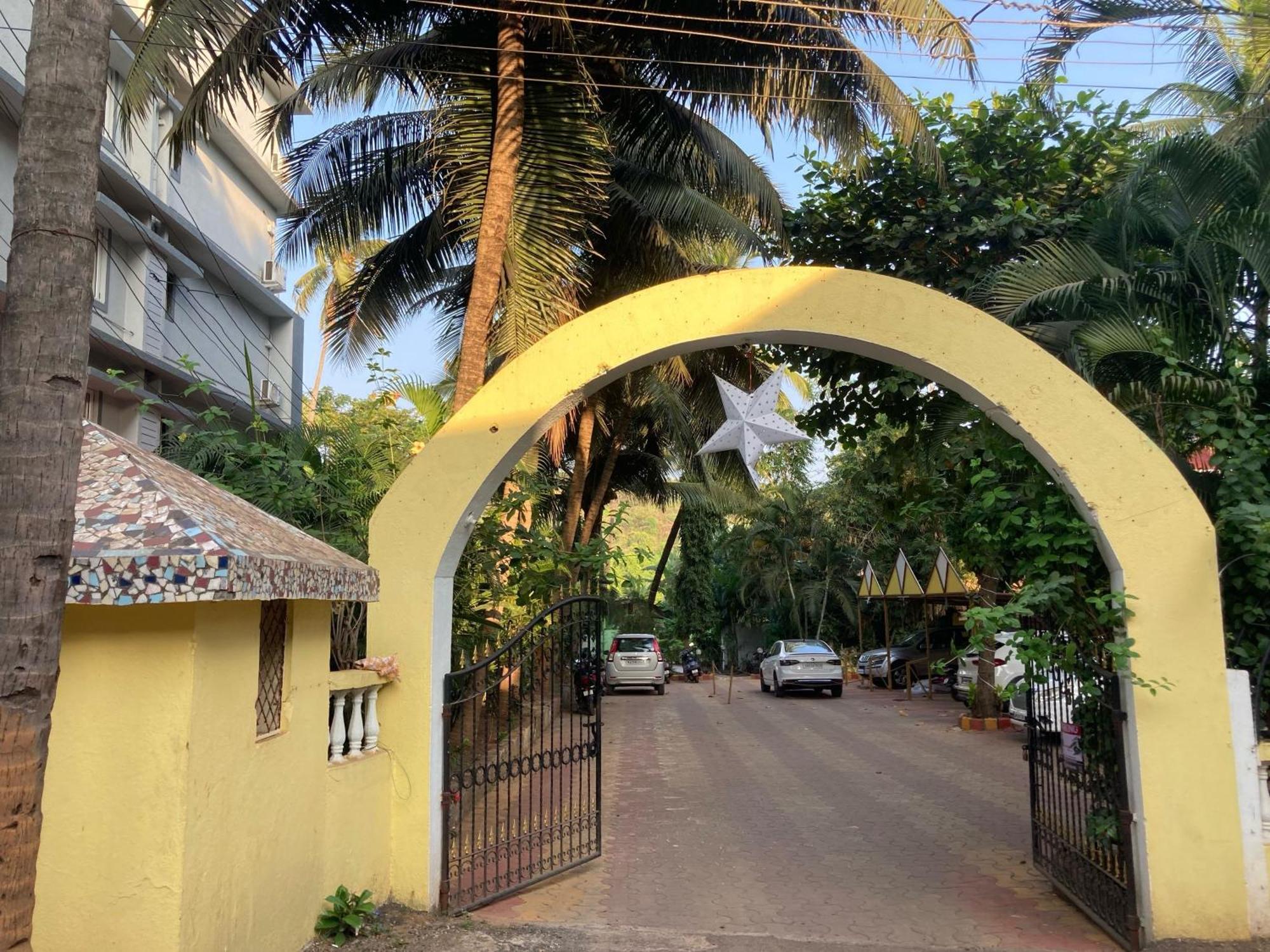 Hotel O Calangute Beach Resort Candolim Exterior photo